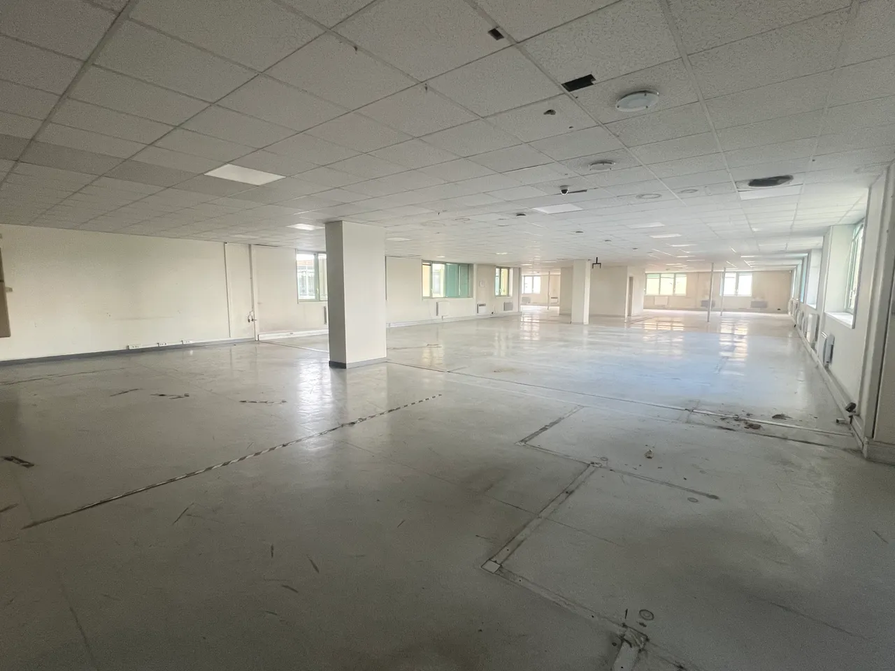 logistics - Light Industrial Premises / Offices For Rent - gallery - 8