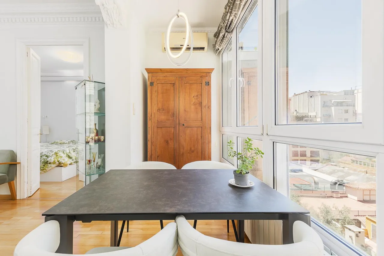 living - Piso de 128m² con 9m² terraza en venta en Eixample Izquierdo - gallery - 7