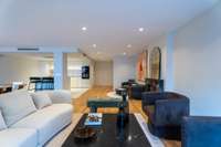 living - Piso de 278m² en venta en Castellana, Madrid - gallery thumbnail - 1