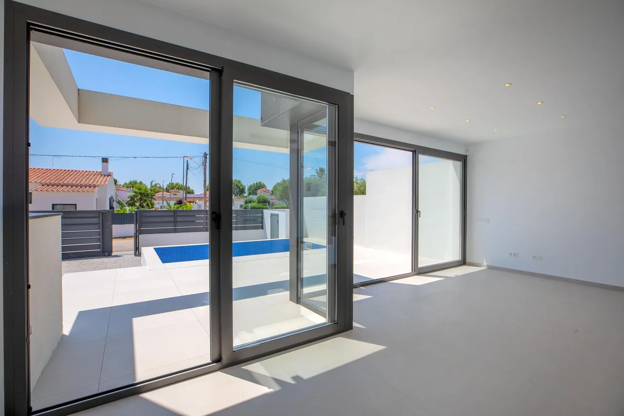 living - Casa / villa de 161m² en venta en Empuriabrava, Costa Brava - gallery - 4