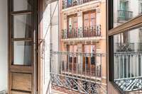 living - 88m² apartment for sale in Gótico, Barcelona - gallery thumbnail - 4