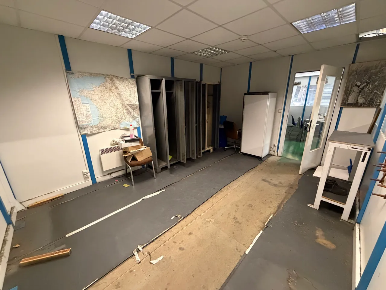 logistics - Entrepôt / Bureaux À Louer - gallery - 8
