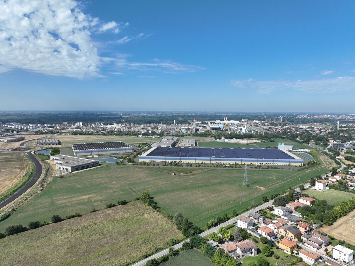 Dils with Patrizia SE for the acquisition of a 90,000 sqm logistics ...