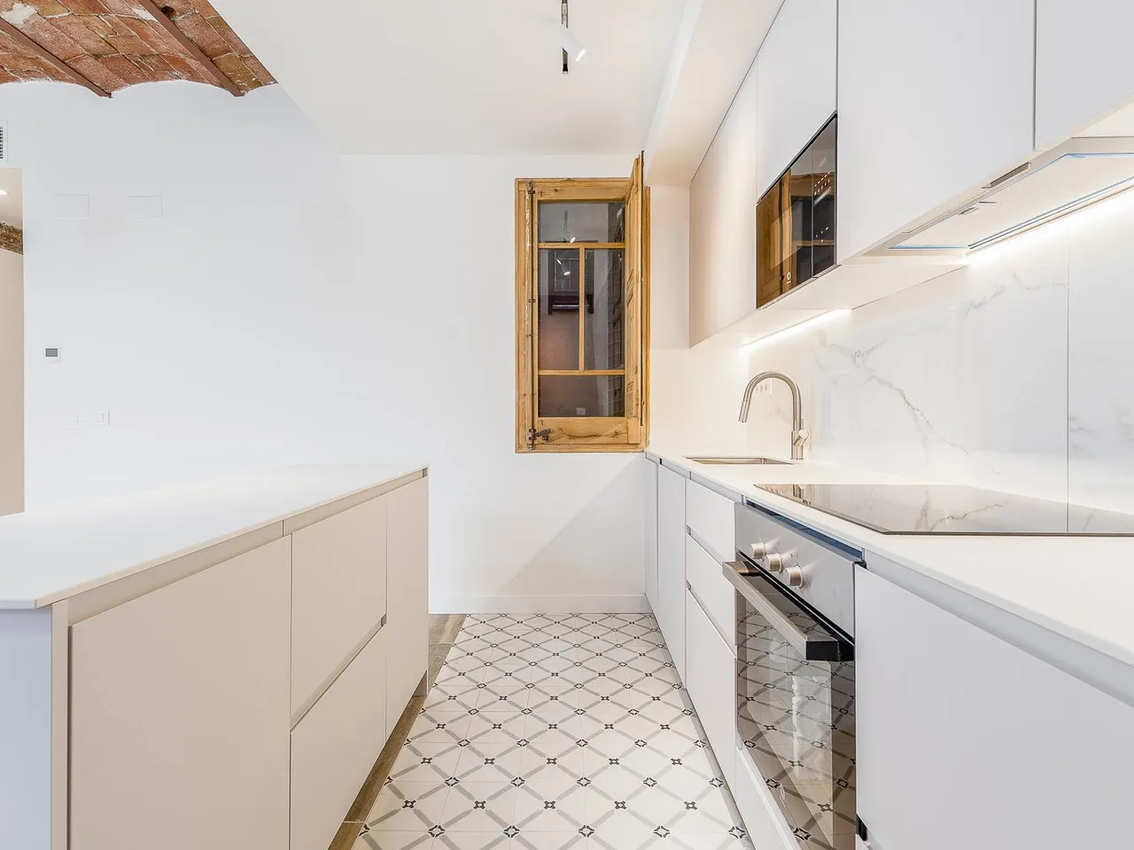 living - 75m² apartment for sale in Eixample Right, Barcelona - gallery - 4