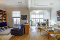 living - 202m² apartment for sale in Gran Vía, Valencia - gallery thumbnail - 1