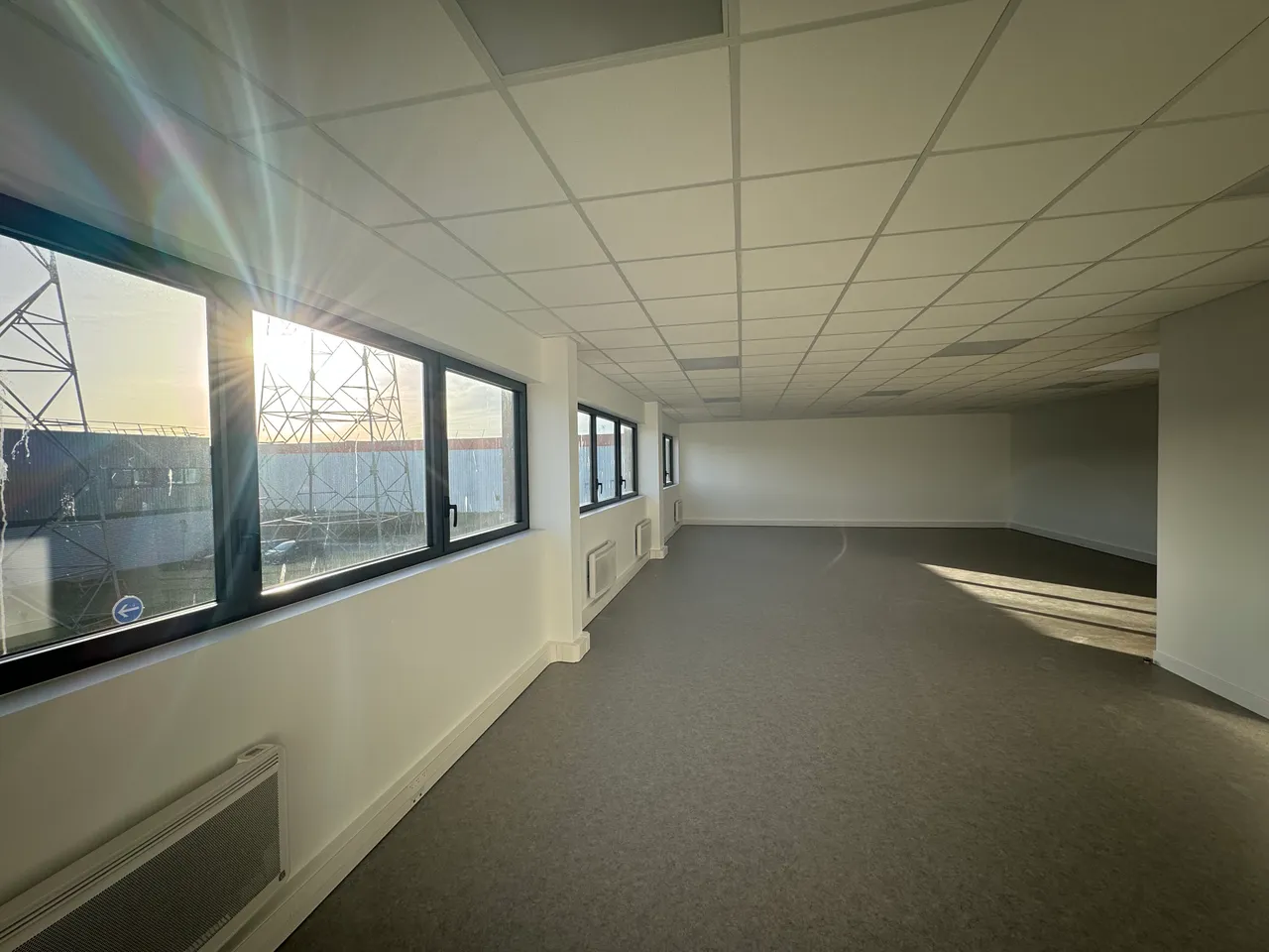 logistics - Activités / Bureaux À Louer - gallery - 9