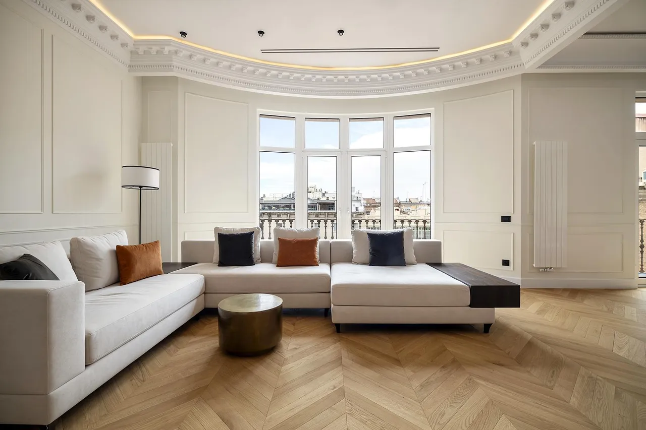living - Piso de 275m² con 7m² terraza en venta en Eixample Derecho - gallery - 2