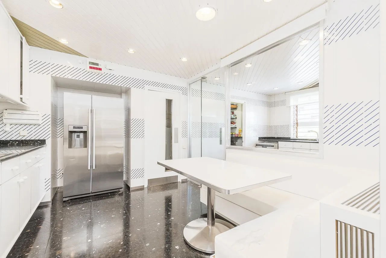 living - 500m² apartment for sale in Turó Park, Barcelona - gallery - 10