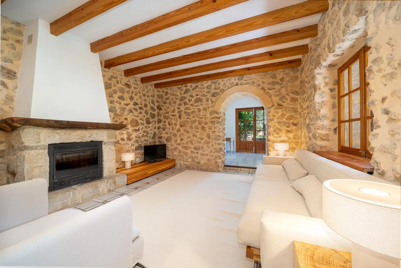 living - Casa rural de 139m² con 2,159m² de jardín en alquiler en Mancor de la Vall - gallery - 6