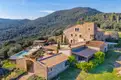 living - Casa rural de 1,000m² en venta en El Gironés, Girona - gallery thumbnail - 5