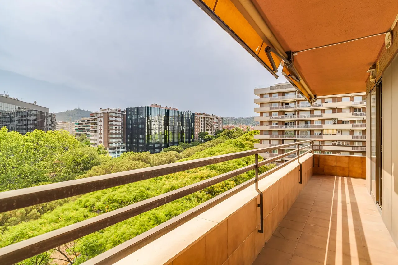 living - 144m² apartment with 18m² terrace for sale in Pedralbes - gallery - 2