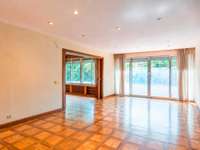 living - Piso de 235m² con 15m² terraza en venta en Almagro, Madrid - gallery thumbnail - 6
