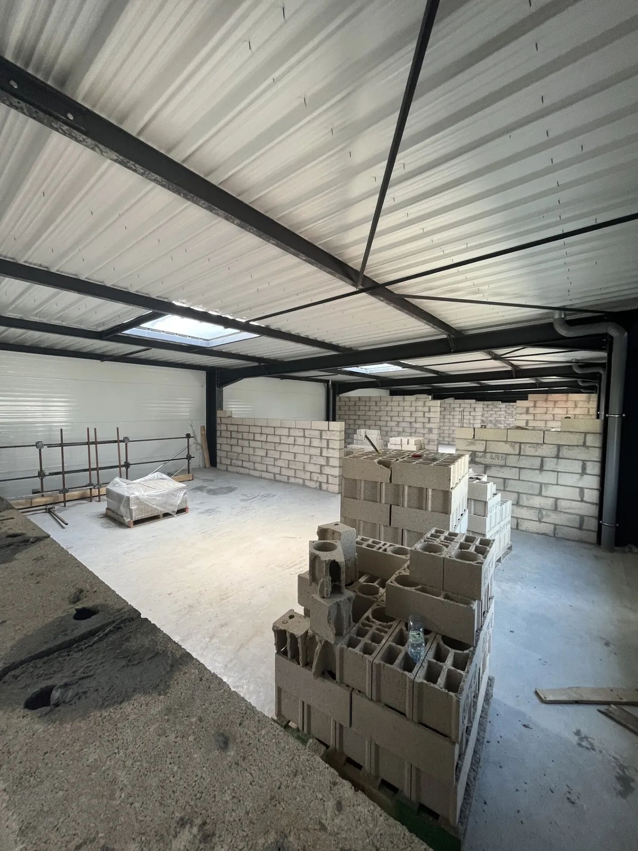logistics - Activités / Bureaux À Louer - gallery - 3