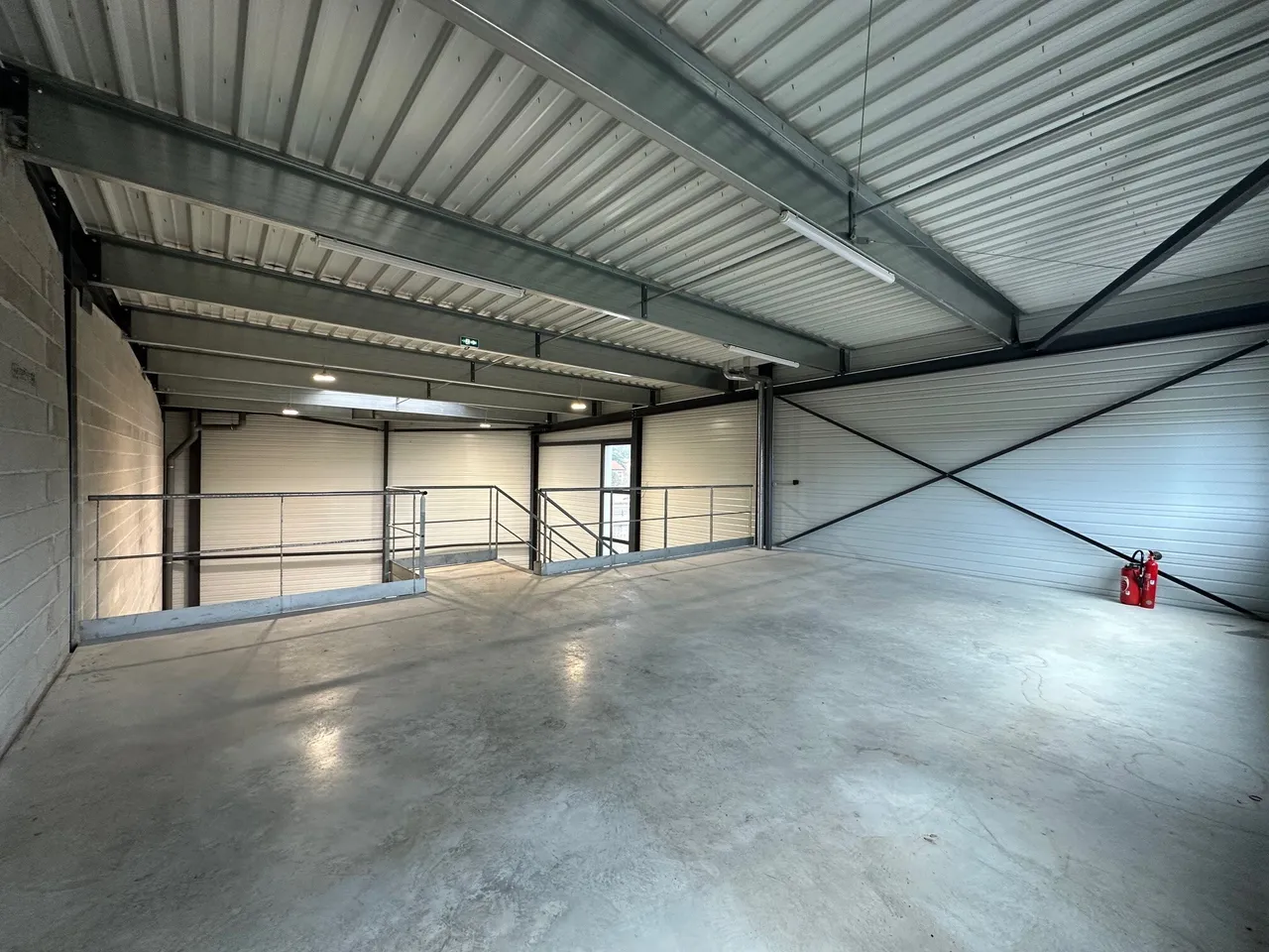 logistics - Local d’activités À Vendre - gallery - 8