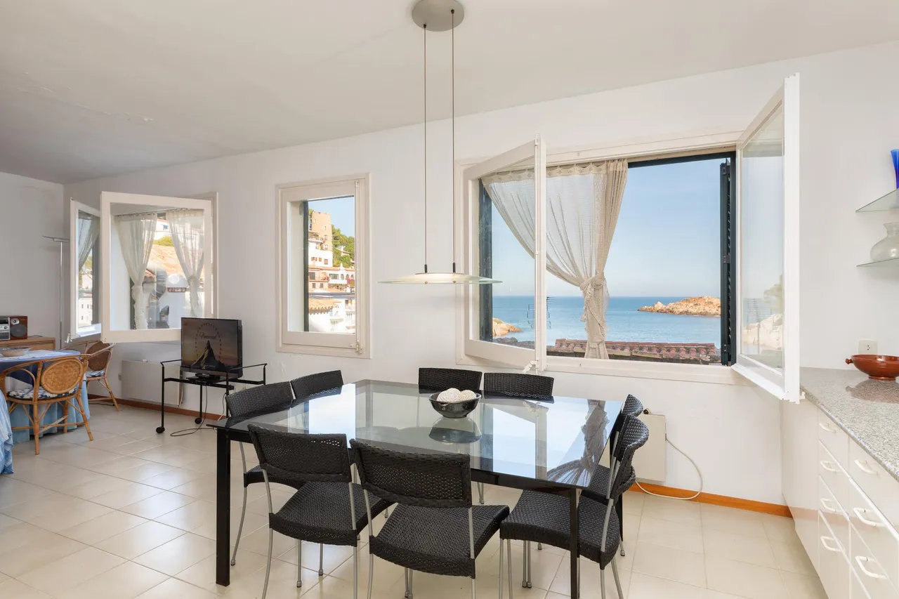 living - Casa de 184 m² en venta en Sa Riera / Sa Tuna - gallery - 6