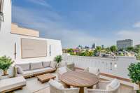 living - Ático de 140m² en venta en Castellana, Madrid - gallery thumbnail - 2