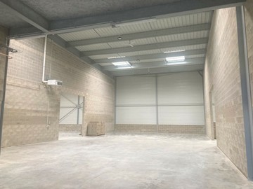 logistics - Light Industrial Premises / Offices For Rent - featured