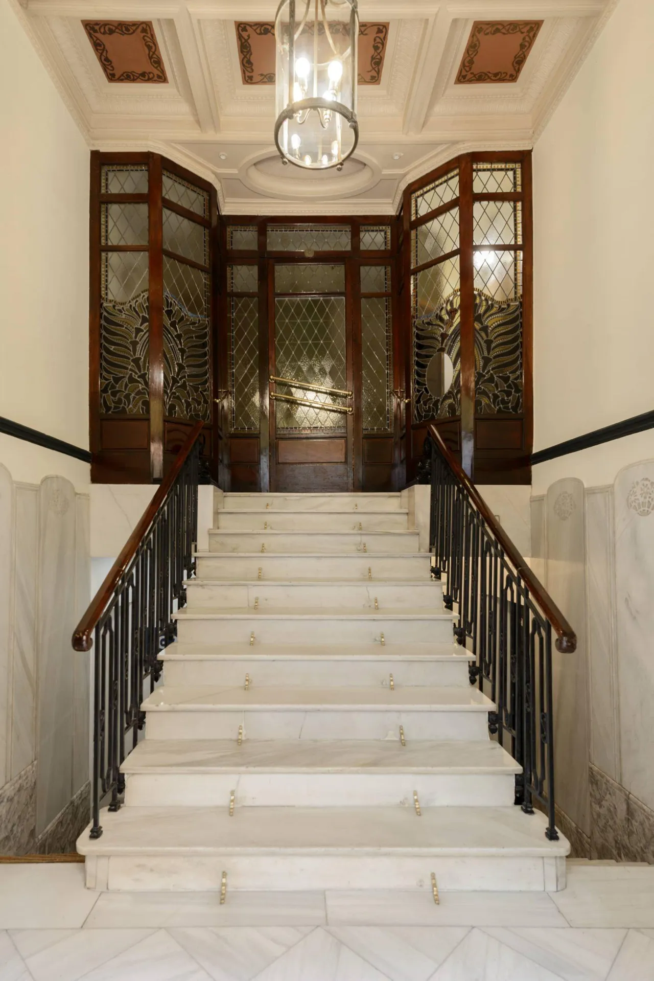 living - 234m² apartment for sale in Almagro, Madrid - gallery - 4