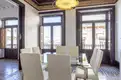 living - Piso de 242m² en venta en El Mercat, Valencia - gallery thumbnail - 3