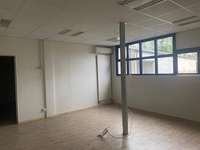 logistics - Activités / Bureaux À Louer - À Vendre - gallery thumbnail - 8