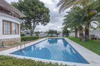 living - 484m² house / villa for sale in La Cañada, Valencia - gallery thumbnail - 2