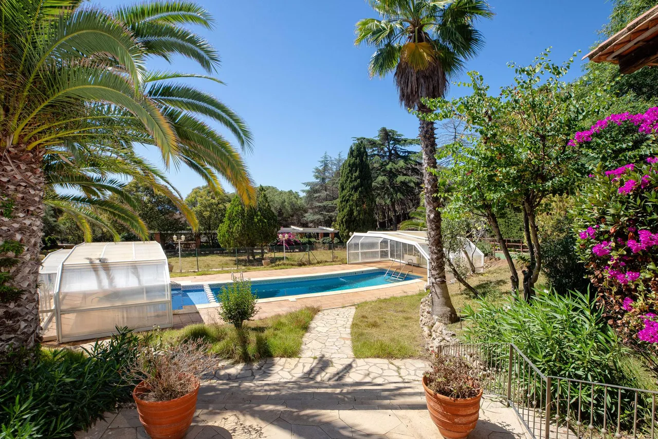living - Casa / villa de 875m² en venta en Lloret de Mar - gallery - 6