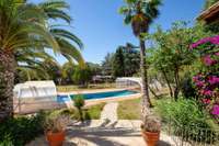 living - Casa / villa de 875m² en venta en Lloret de Mar - gallery thumbnail - 6