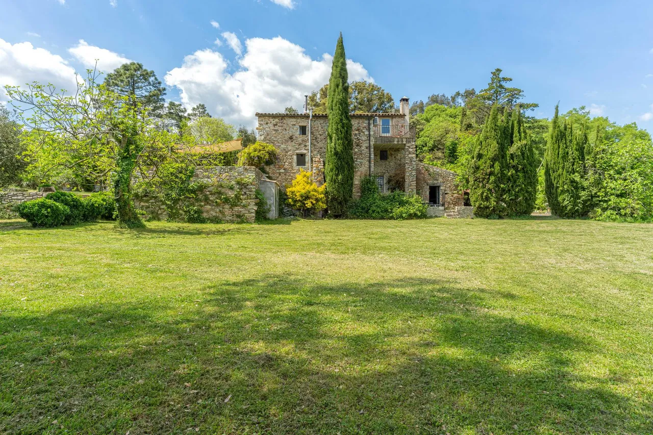 living - 470m² country house for sale in El Gironés, Girona - gallery - 4