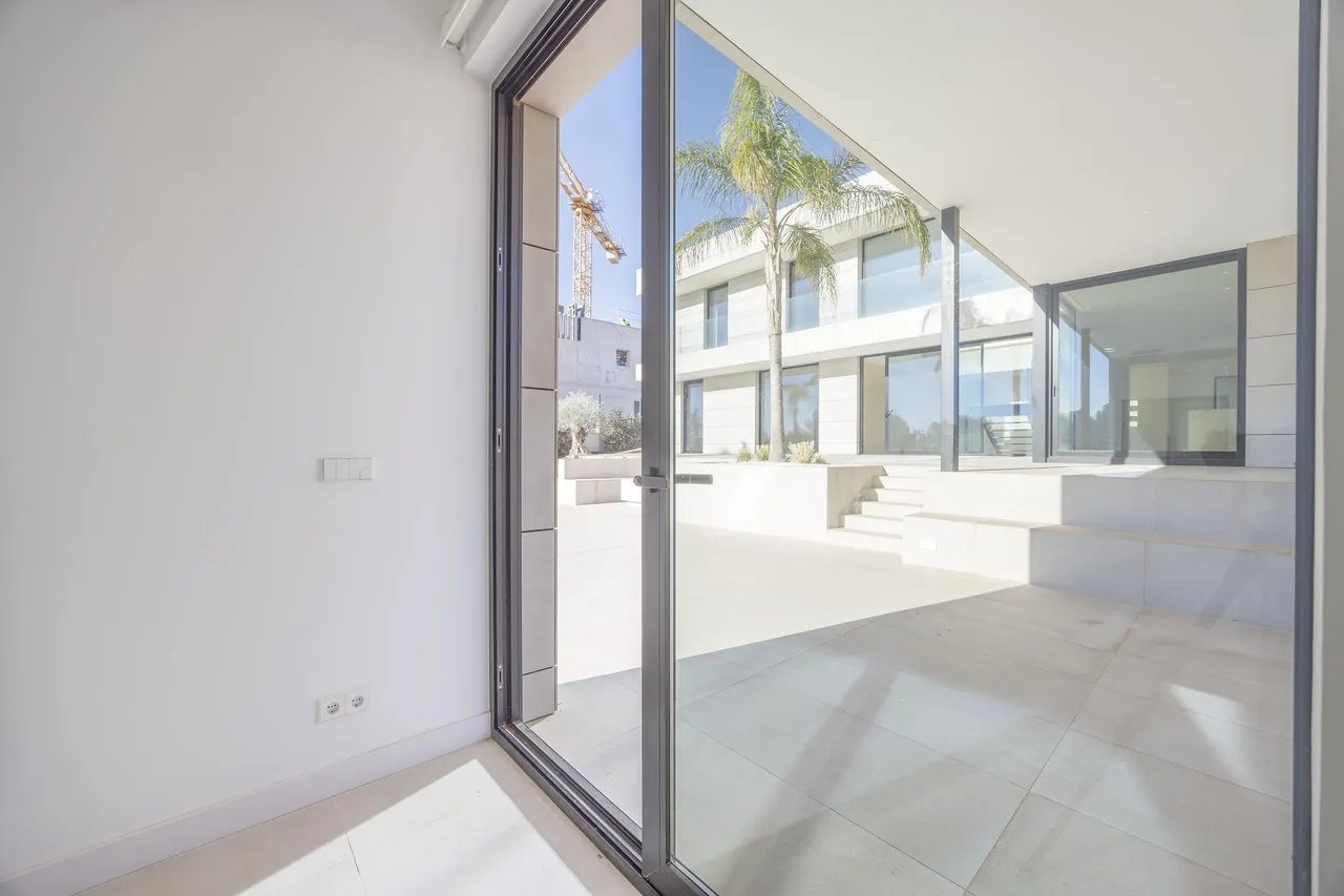 living - Casa / villa de 390m² con 1,129m² de jardín en venta en Los Monasterios - gallery - 10