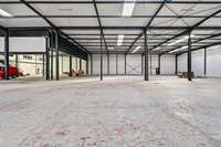 logistics - Activités / Bureaux À Louer - gallery thumbnail - 2