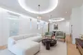 living - Piso de 176m² en venta en Malasaña, Madrid - gallery thumbnail - 1