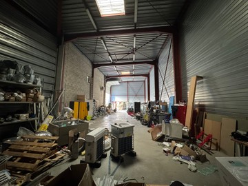 logistics - Activités / Bureaux À Vendre - featured