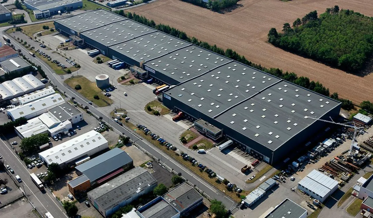 logistics - Entrepôt Logistique À Louer - gallery - 3