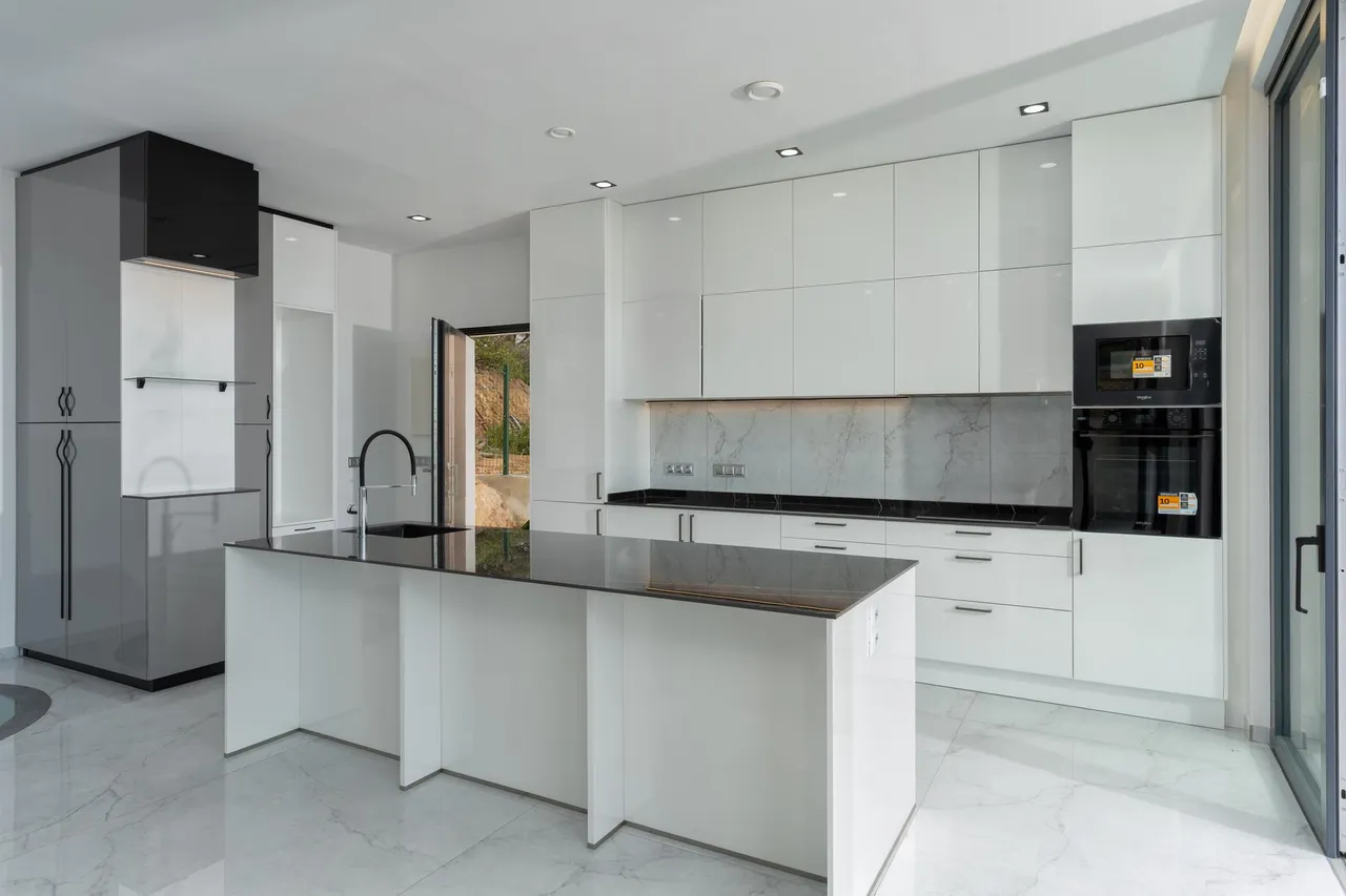 living - 280m² house / villa for sale in Lloret de Mar, Costa Brava - gallery - 10