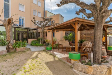 living - 1,262m² hotel for sale in La Selva, Girona - featured