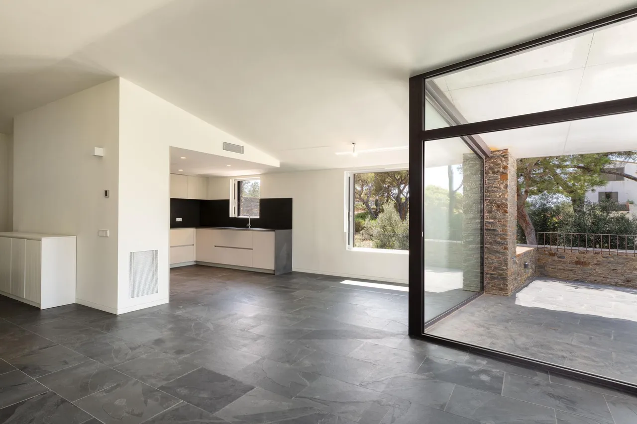 living - 393m² house / villa with 850m² garden for sale in Cadaqués - gallery - 9