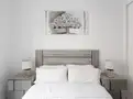 living - 55m² apartment for rent in Cortes / Huertas, Madrid - gallery thumbnail - 8
