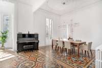 living - Piso de 222m² con 48m² terraza en venta en Eixample Derecho - gallery thumbnail - 7