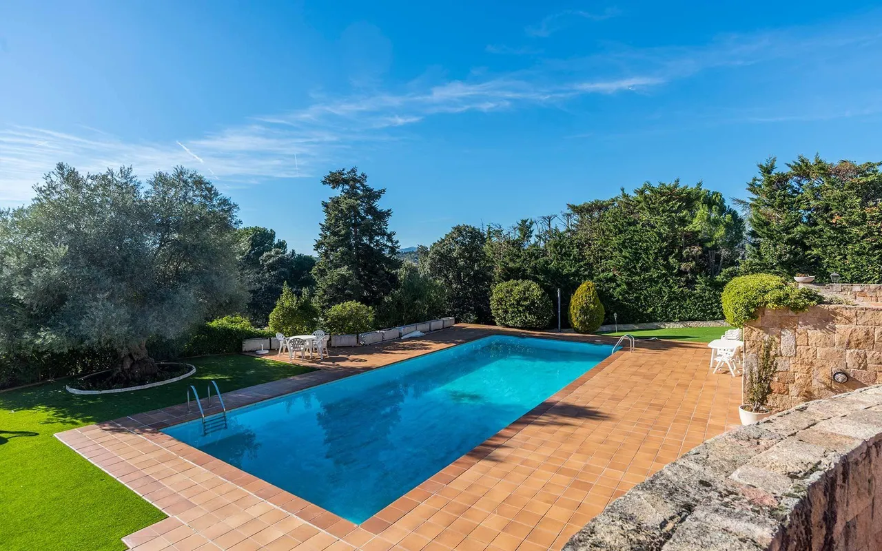 living - Casa / villa de 1,014m² en venta en Torrelodones, Madrid - gallery - 5