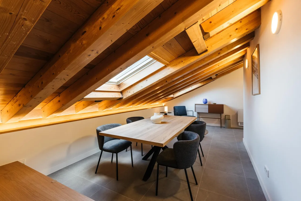 living - 62m² penthouse for rent in La Latina, Madrid - gallery - 4