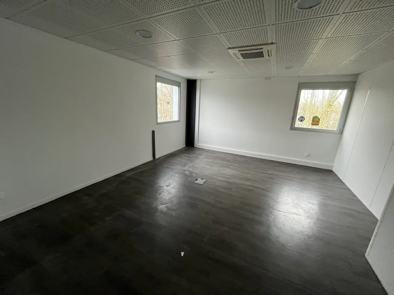 logistics - Activités / Bureaux À Louer - gallery - 7