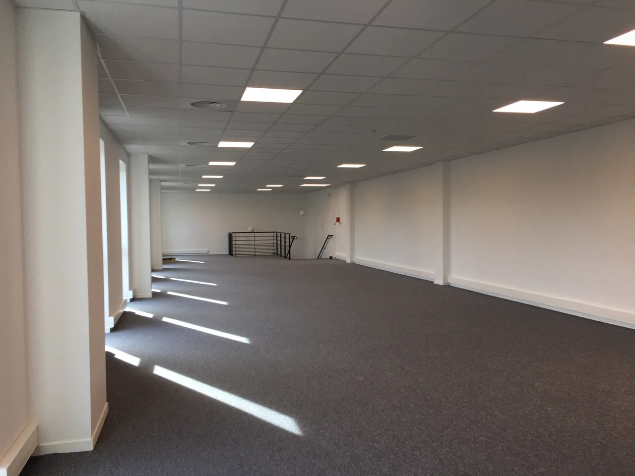 logistics - Activités / Bureaux À Louer - gallery - 8