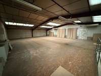 logistics - Local d’activités À Louer - gallery thumbnail - 4