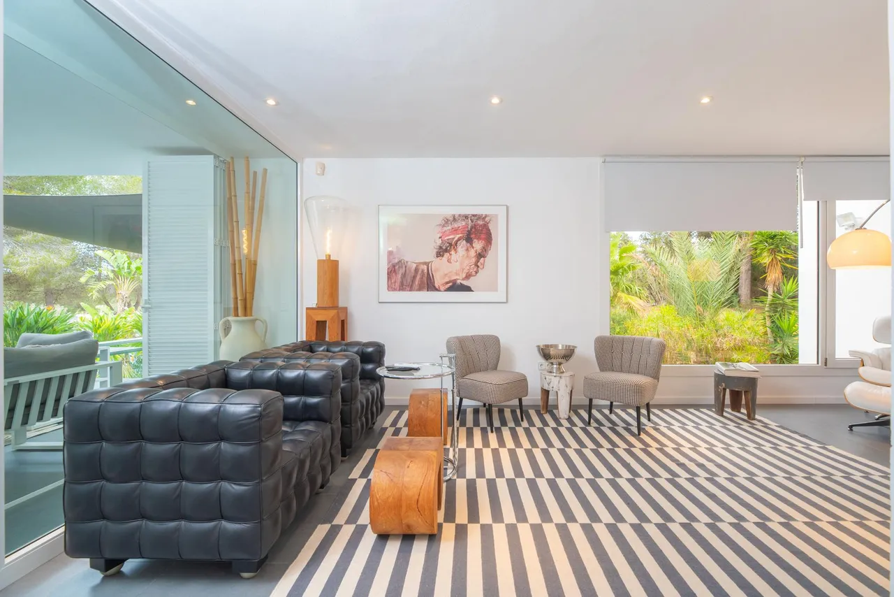 living - Casa / villa de 650m² en venta en Santa Eulalia - gallery - 3