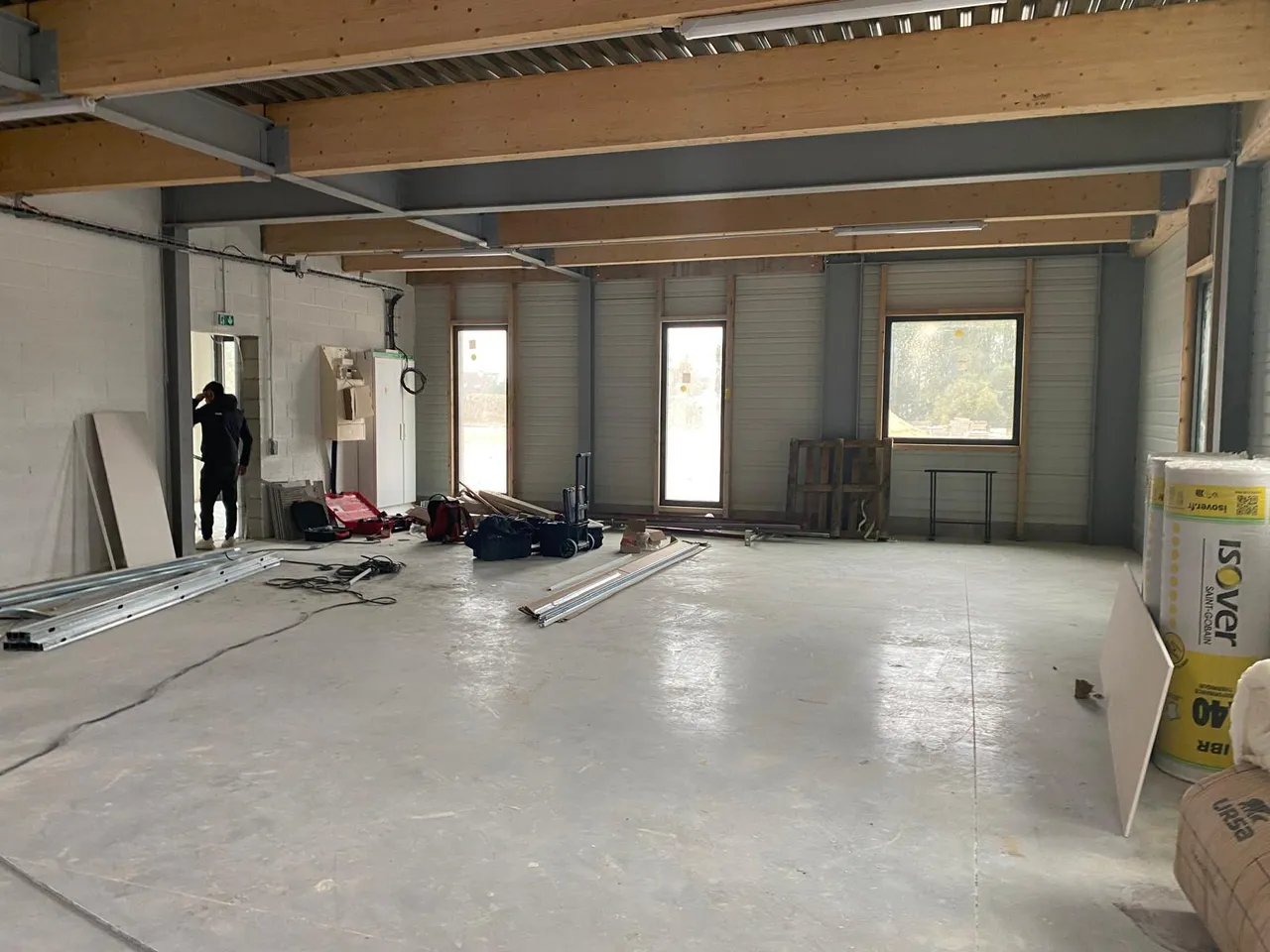 logistics - Light Industrial Premises / Offices For Rent - For Sale - gallery - 7