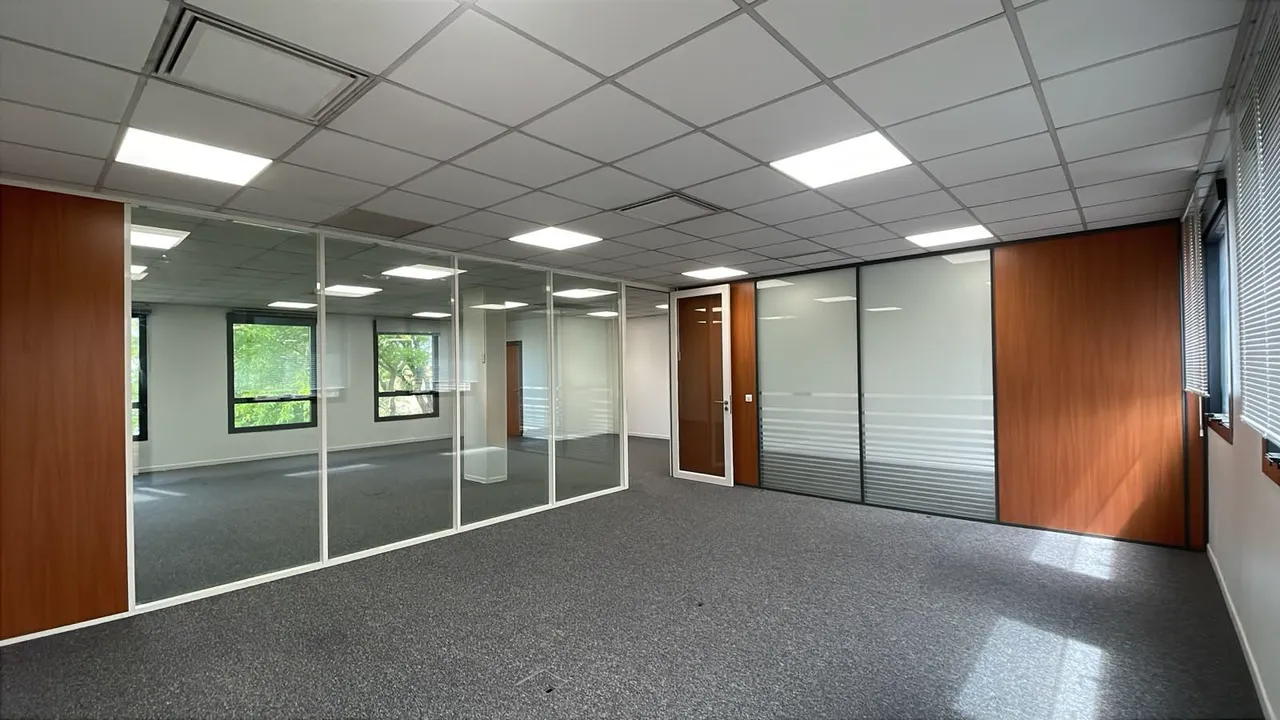 office - Offices For Rent - gallery - 3