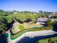 living - Finca con 2 casas en venta en Sant Andreu de Llavaneres - gallery thumbnail - 5