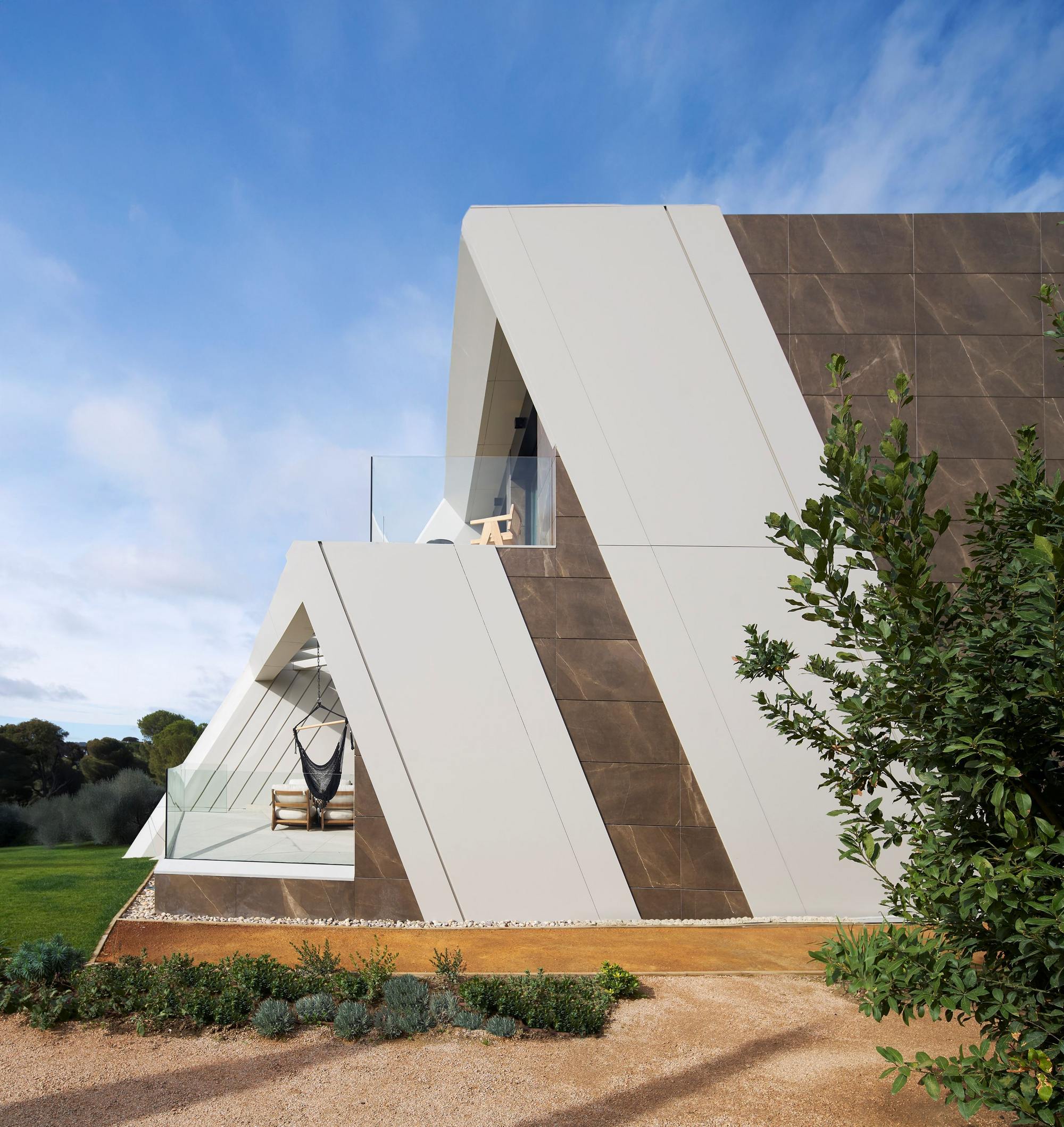 living - KREST - gallery - 7