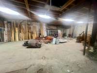logistics - Activités / Bureaux À Vendre - gallery thumbnail - 2