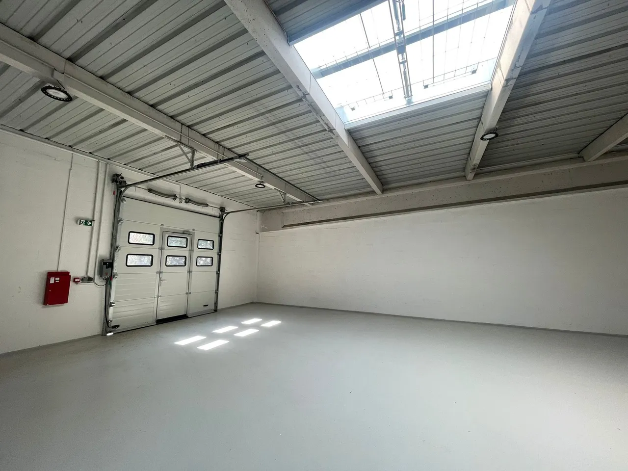 logistics - Activity Facility For Sale - gallery - 2